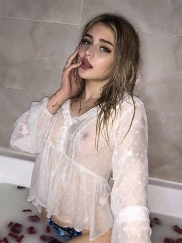 Зоя